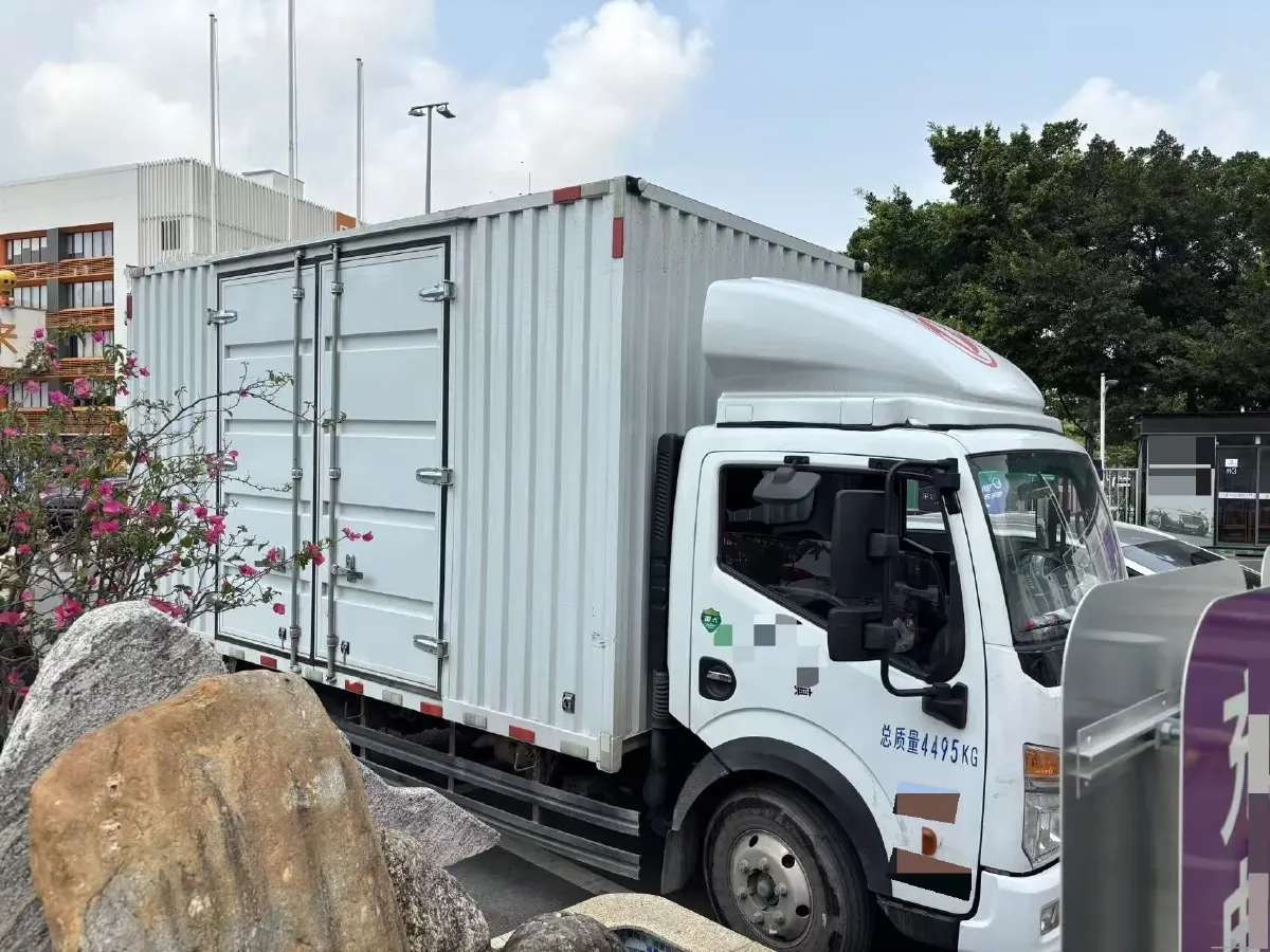 2026 Dongfeng Duolika D5 2.0T 126HP L4 5MT,autocango,china used car exporter,china ev exporter,chinese used car exporter,chinese used ev exporter