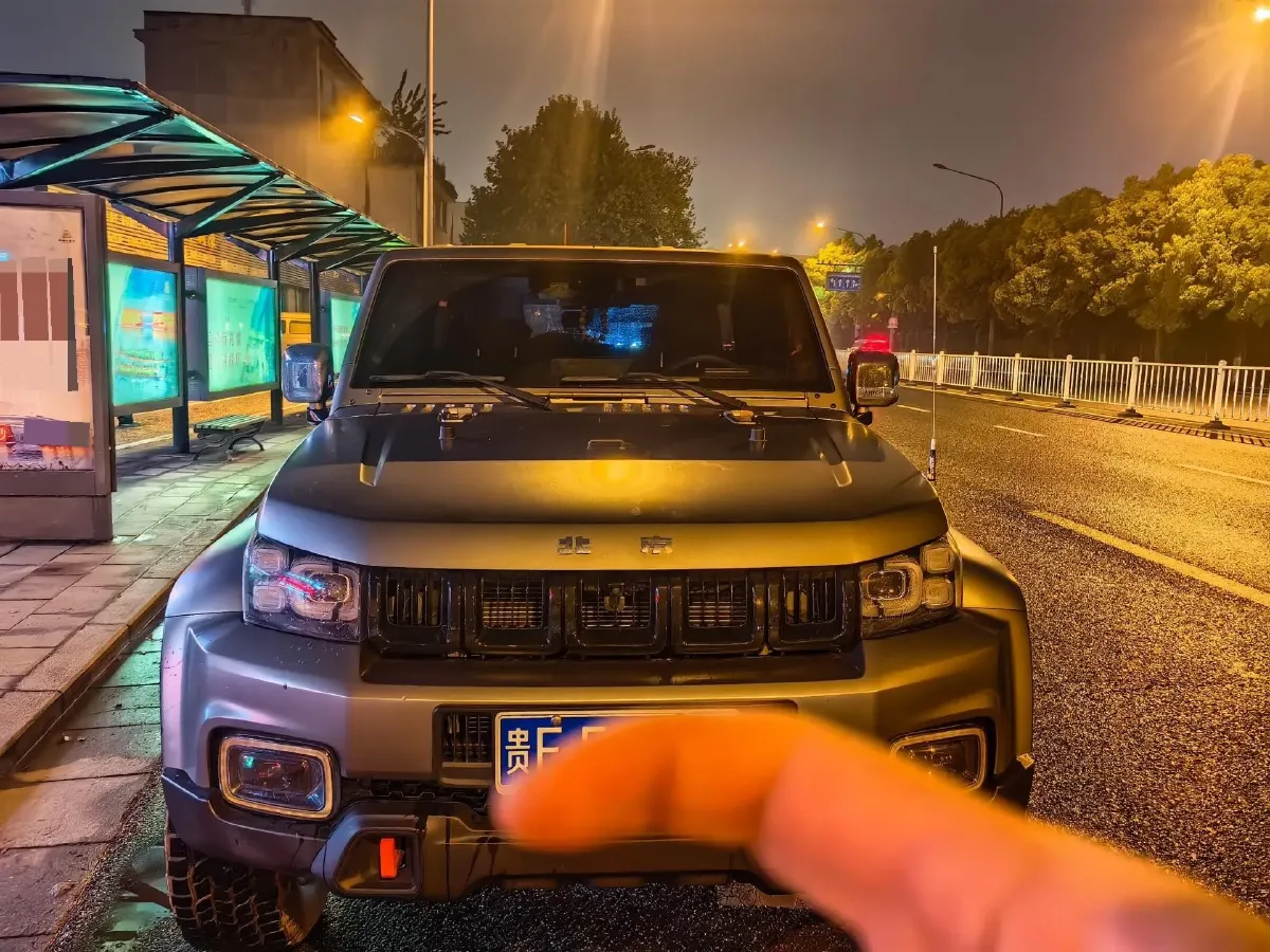 2023 Beijing BJ40 2.0T 224HP L4 8AT,autocango,china used car exporter,china ev exporter,chinese used car exporter,chinese used ev exporter