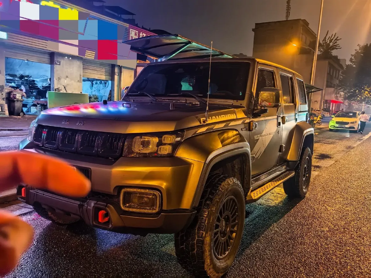 2023 Beijing BJ40 2.0T 224HP L4 8AT,autocango,china used car exporter,china ev exporter,chinese used car exporter,chinese used ev exporter