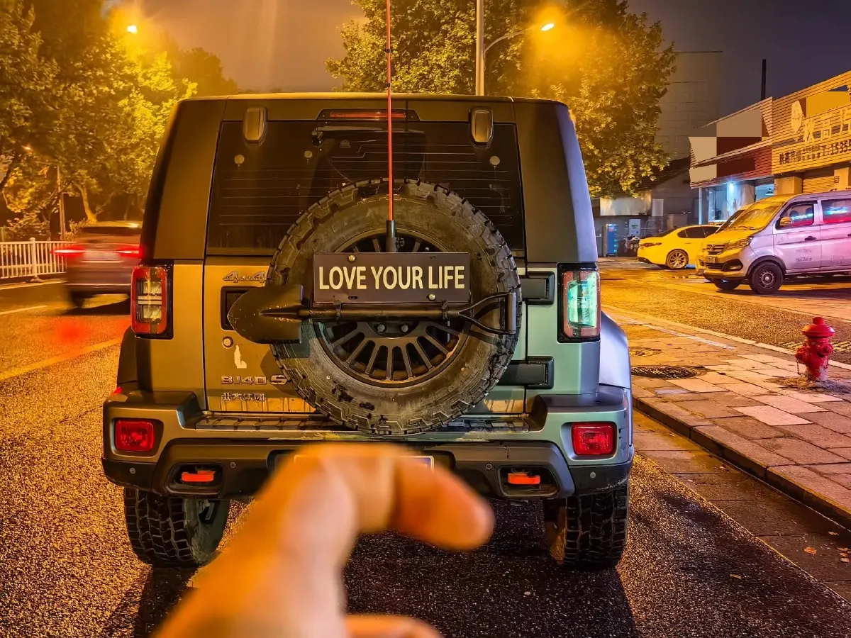 2023 Beijing BJ40 2.0T 224HP L4 8AT,autocango,china used car exporter,china ev exporter,chinese used car exporter,chinese used ev exporter