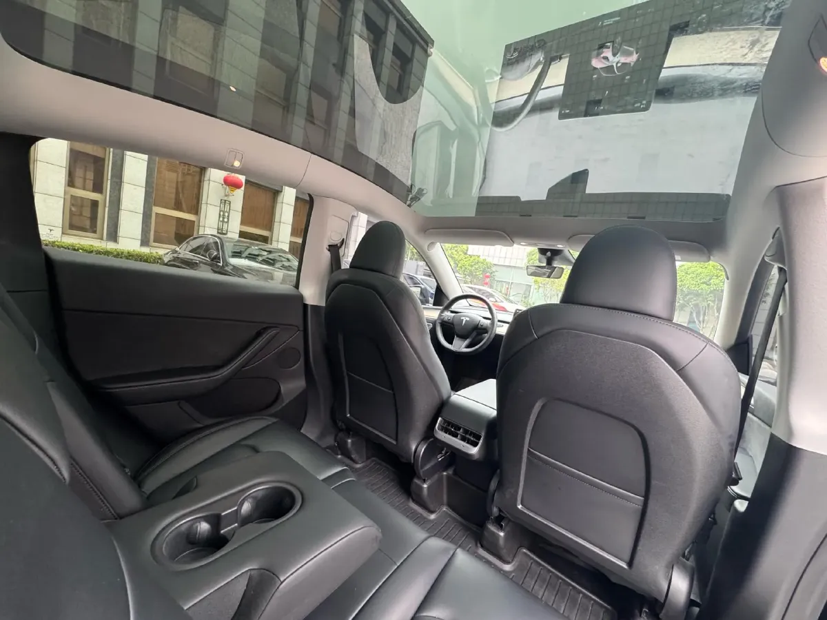 2022 Tesla Model Y BEV 60KWH,autocango,china used car exporter,china ev exporter,chinese used car exporter,chinese used ev exporter