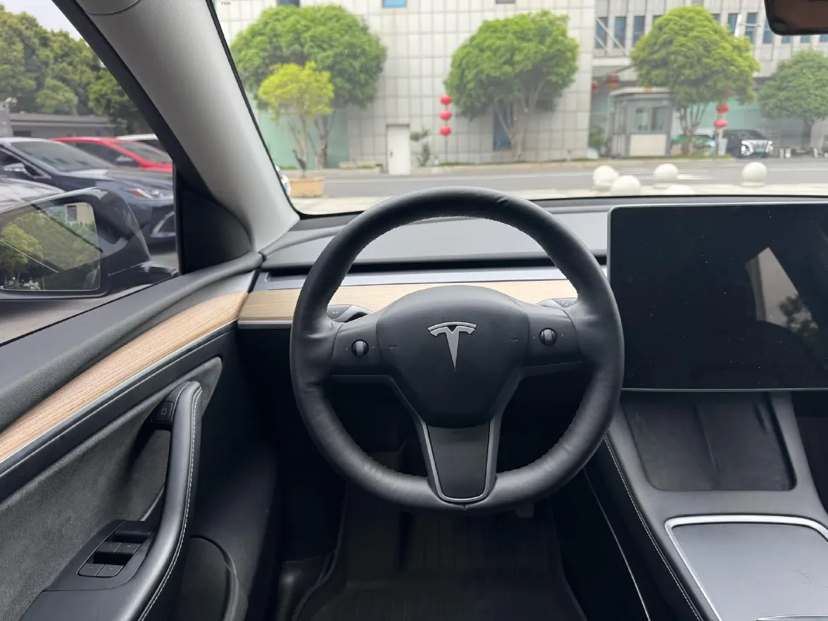 2022 Tesla Model Y BEV 60KWH,autocango,china used car exporter,china ev exporter,chinese used car exporter,chinese used ev exporter