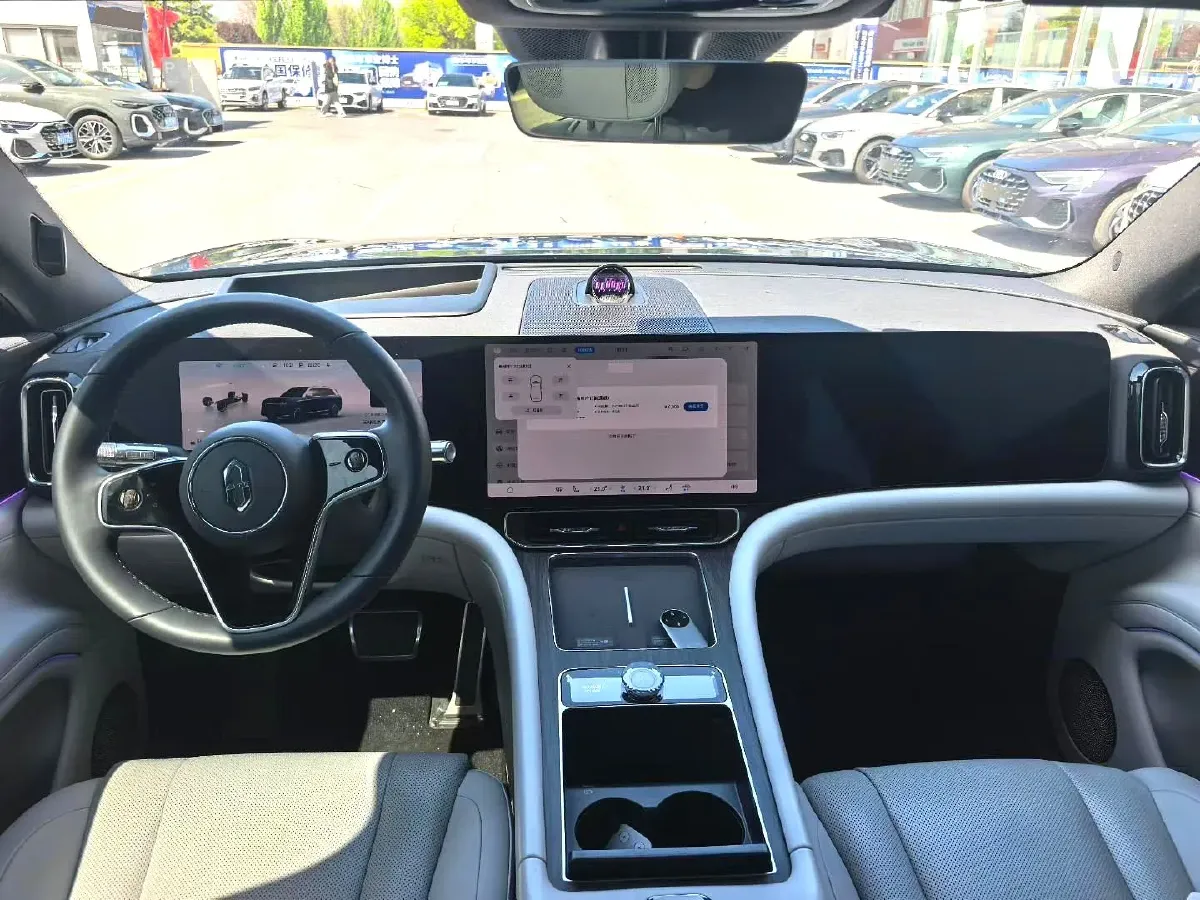 2024 AITO AITO M9 1.5T 152HP L4 REEV 42KWH,autocango,china used car exporter,china ev exporter,chinese used car exporter,chinese used ev exporter