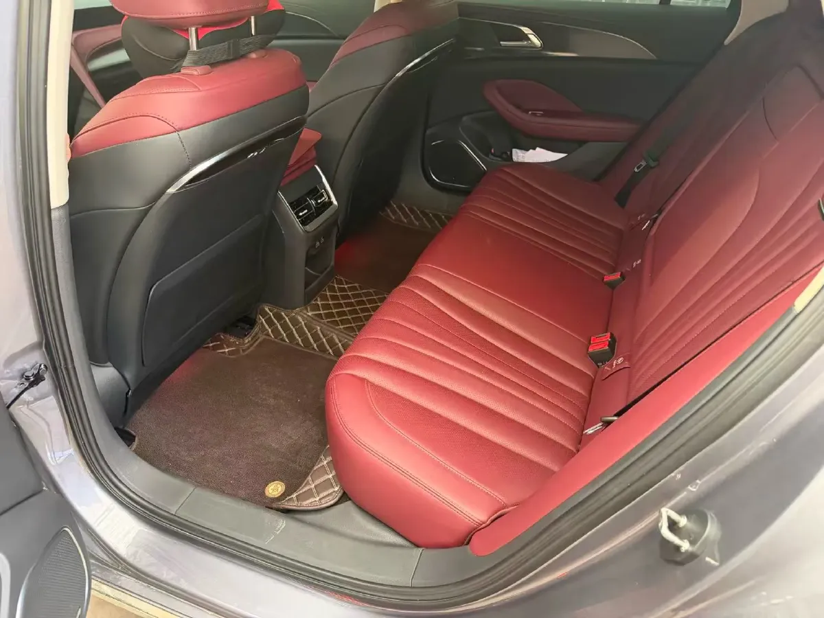 2024 HongQi H5 1.5T 169HP L4 7DCT,autocango,china used car exporter,china ev exporter,chinese used car exporter,chinese used ev exporter