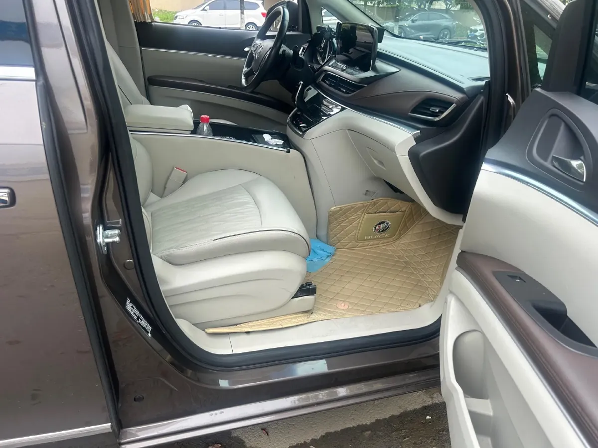 2021 Buick GL8 2.0T 237HP L4 9AT,autocango,china used car exporter,china ev exporter,chinese used car exporter,chinese used ev exporter