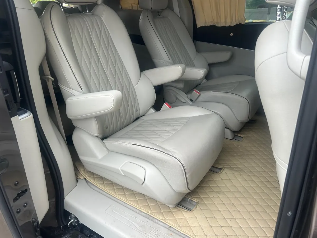 2021 Buick GL8 2.0T 237HP L4 9AT,autocango,china used car exporter,china ev exporter,chinese used car exporter,chinese used ev exporter