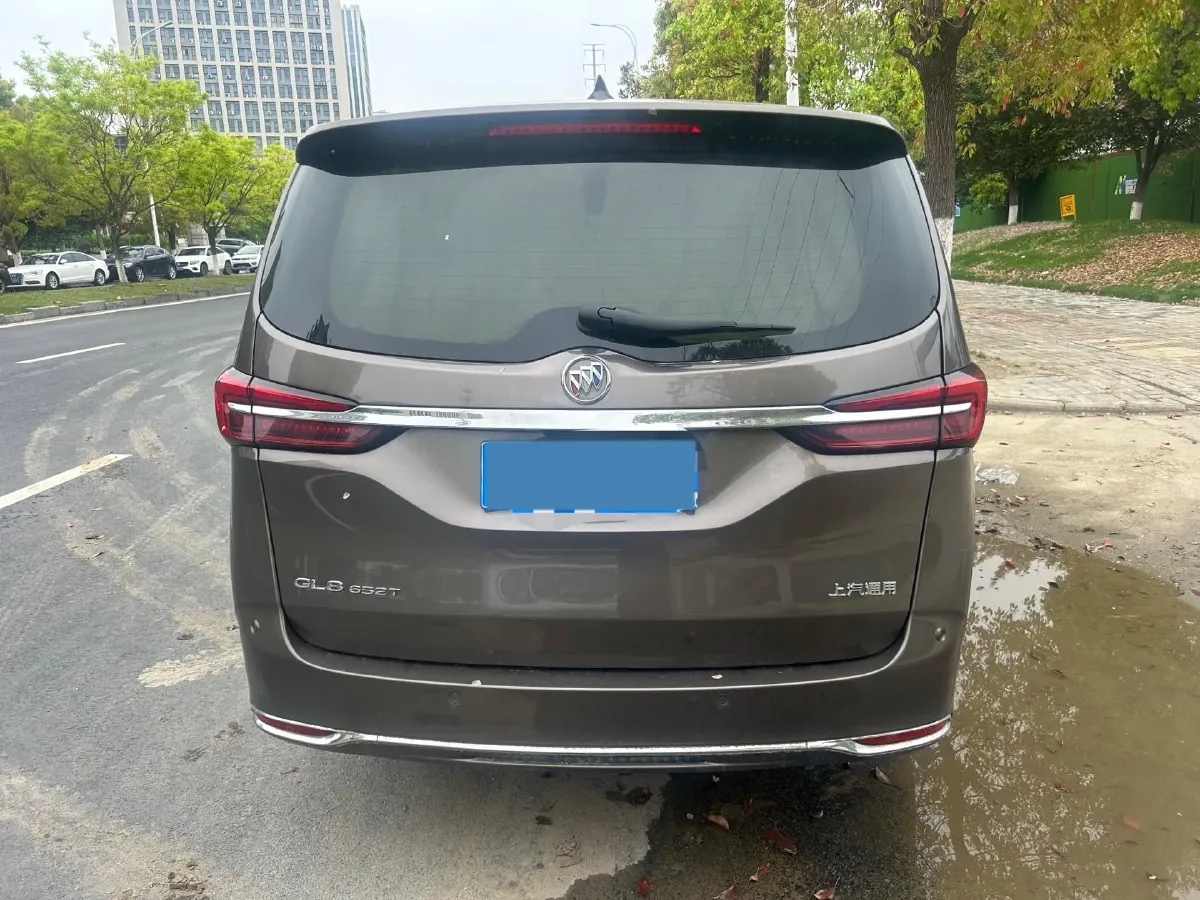 2021 Buick GL8 2.0T 237HP L4 9AT,autocango,china used car exporter,china ev exporter,chinese used car exporter,chinese used ev exporter