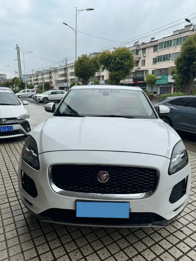 2018 Jaguar E-PACE 2.0T 249HP L4 9AT,autocango,china used car exporter,china ev exporter,chinese used car exporter,chinese used ev exporter