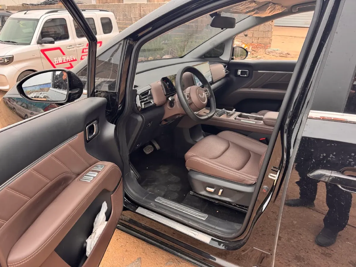 2025 Geely Galaxy L6 1.5L 112HP L4 1DHT PHEV 19.09KWH,autocango,china used car exporter,china ev exporter,chinese used car exporter,chinese used ev exporter