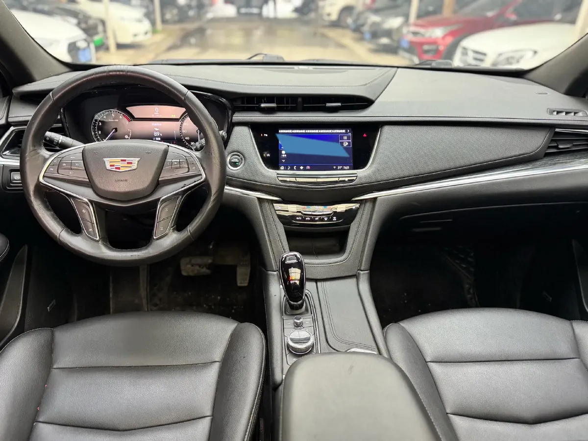 2022 Cadillac XT5 2.0T 237HP L4 9AT,autocango,china used car exporter,china ev exporter,chinese used car exporter,chinese used ev exporter