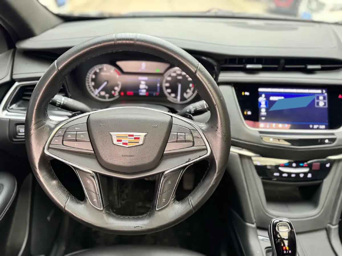 2022 Cadillac XT5 2.0T 237HP L4 9AT,autocango,china used car exporter,china ev exporter,chinese used car exporter,chinese used ev exporter