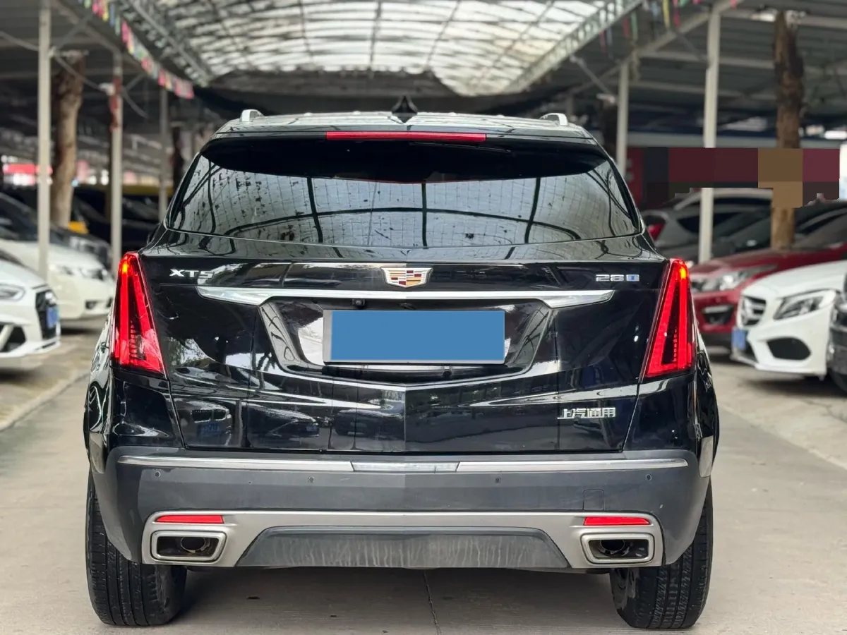 2022 Cadillac XT5 2.0T 237HP L4 9AT,autocango,china used car exporter,china ev exporter,chinese used car exporter,chinese used ev exporter