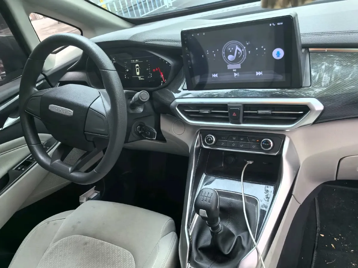 2023 MAXUS G50 1.5T 181HP L4 6MT,autocango,china used car exporter,china ev exporter,chinese used car exporter,chinese used ev exporter