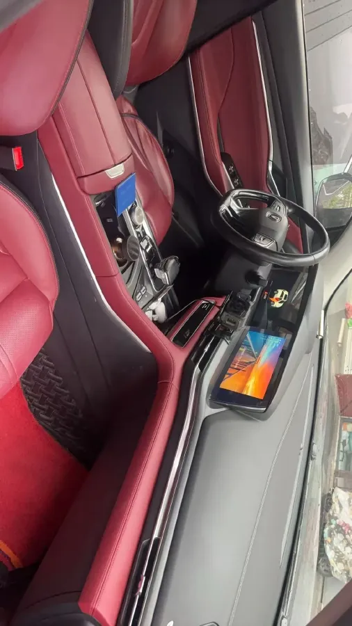 2021 ChangAn CS75 Plus 2.0T 233HP L4 8AT,autocango,china used car exporter,china ev exporter,chinese used car exporter,chinese used ev exporter