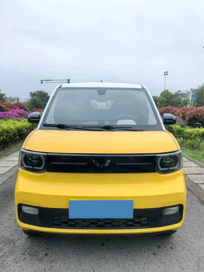 2021 WuLing HongGuang MINI EV BEV 13.9KWH,autocango,china used car exporter,china ev exporter,chinese used car exporter,chinese used ev exporter