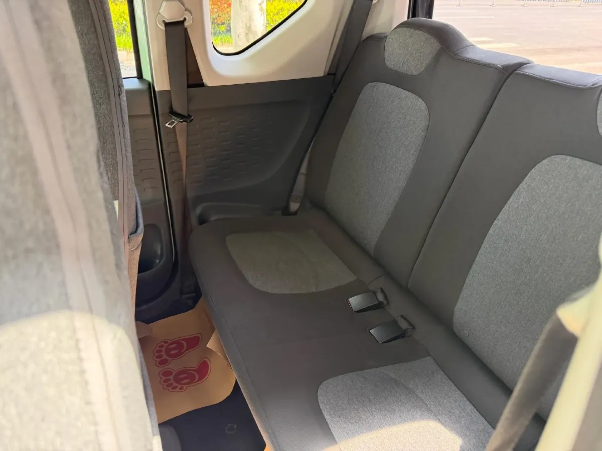 2021 WuLing HongGuang MINI EV BEV 9.3KWH,autocango,china used car exporter,china ev exporter,chinese used car exporter,chinese used ev exporter