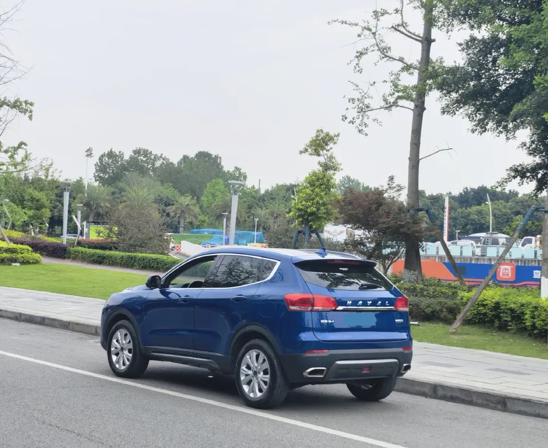2018 Haval H4 1.5T 169HP L4 7DCT,autocango,china used car exporter,china ev exporter,chinese used car exporter,chinese used ev exporter