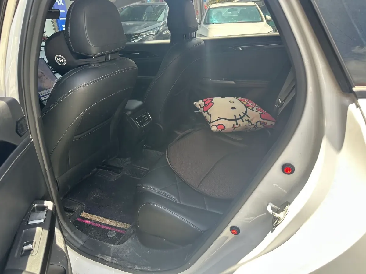 2024 Geely Galaxy L6 1.5T 163HP L4 3DHT PHEV,autocango,china used car exporter,china ev exporter,chinese used car exporter,chinese used ev exporter