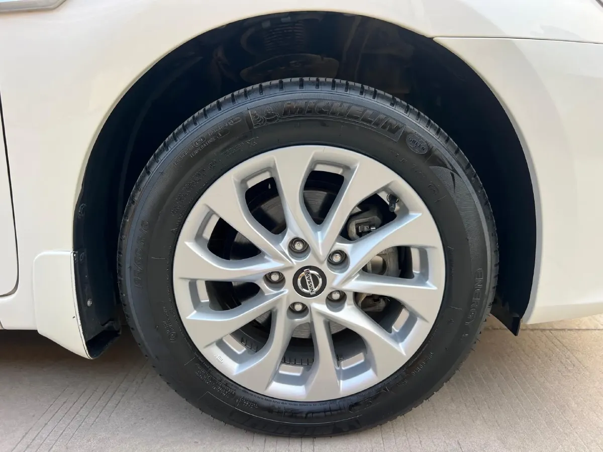 2022 Nissan Sylphy 1.6L 122HP L4 CVT,autocango,china used car exporter,china ev exporter,chinese used car exporter,chinese used ev exporter