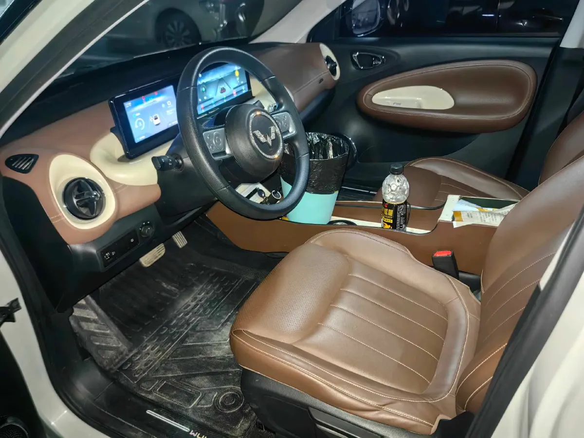 2023 WuLing BinGuo BEV 31.9KWH,autocango,china used car exporter,china ev exporter,chinese used car exporter,chinese used ev exporter