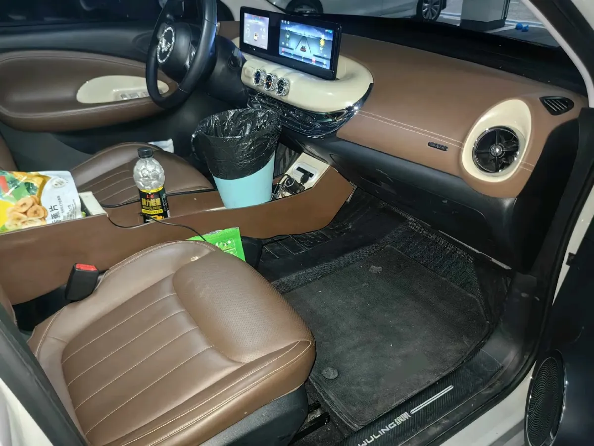 2023 WuLing BinGuo BEV 31.9KWH,autocango,china used car exporter,china ev exporter,chinese used car exporter,chinese used ev exporter