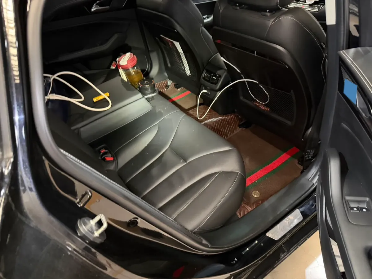 2019 HongQi H5 1.8T 180HP L4 6AT,autocango,china used car exporter,china ev exporter,chinese used car exporter,chinese used ev exporter