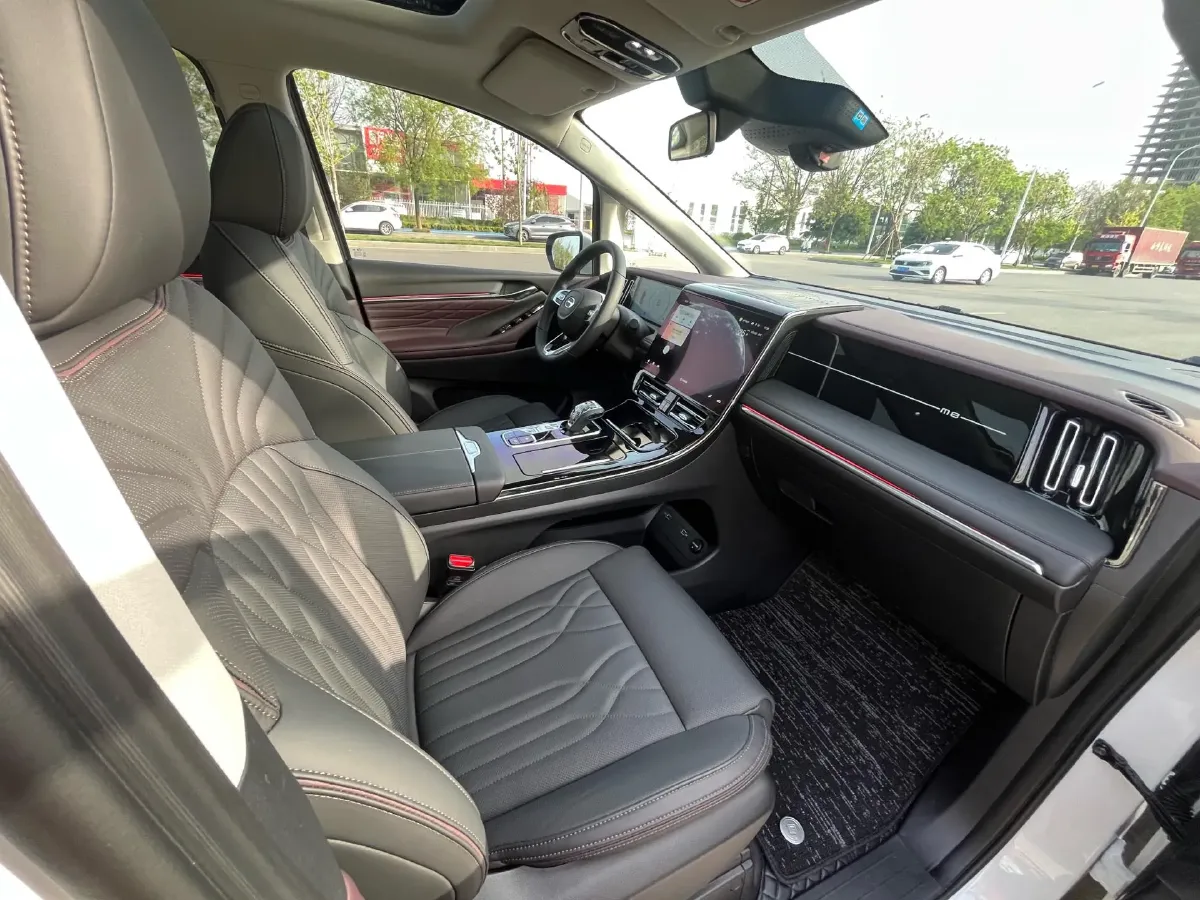 2024 GAC Trumpchi M8 2.0T 252HP L4 8AT,autocango,china used car exporter,china ev exporter,chinese used car exporter,chinese used ev exporter