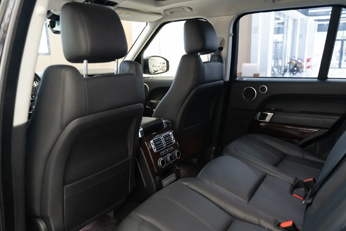 2017 Land Rover Range Rover 3.0T 340HP V6 8AT,autocango,china used car exporter,china ev exporter,chinese used car exporter,chinese used ev exporter