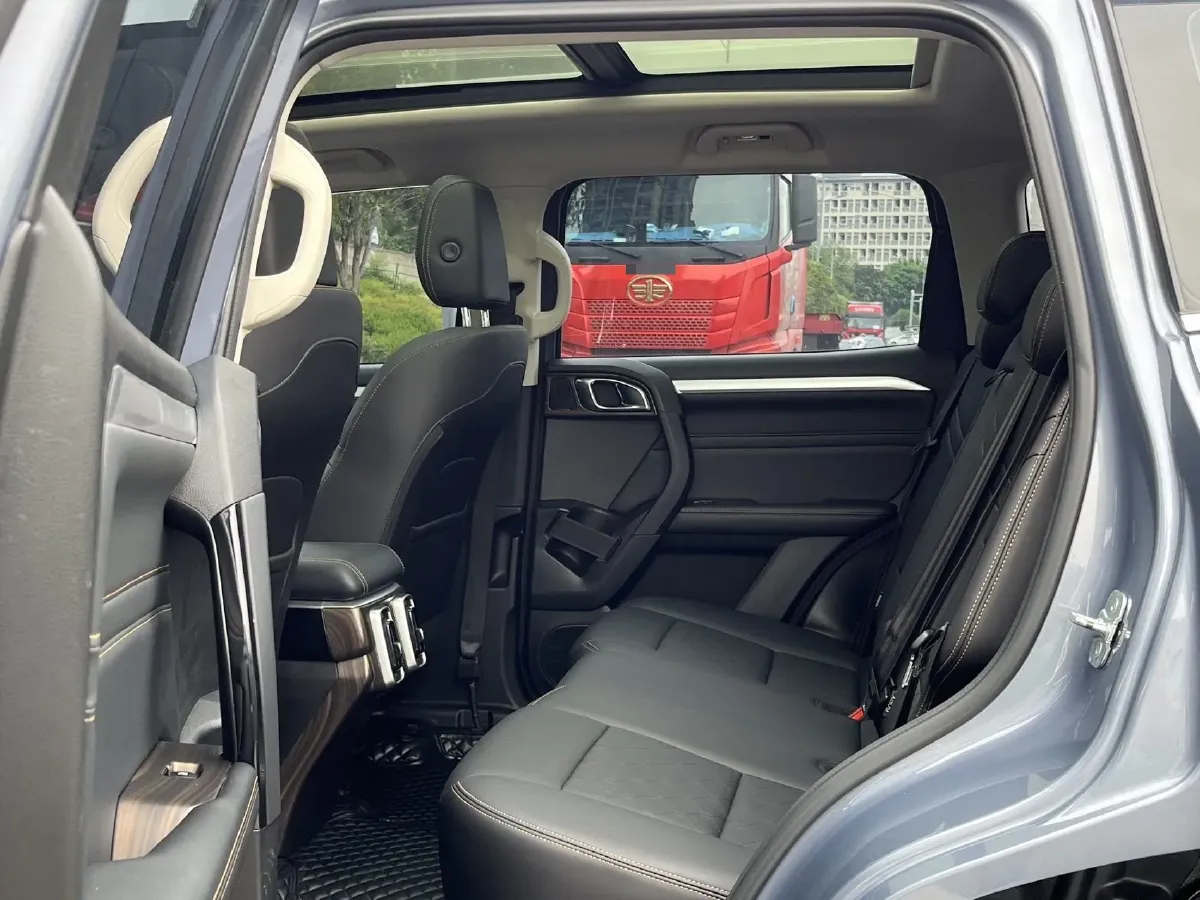 2022 Haval Dargo 2.0T 211HP L4 7DCT,autocango,china used car exporter,china ev exporter,chinese used car exporter,chinese used ev exporter