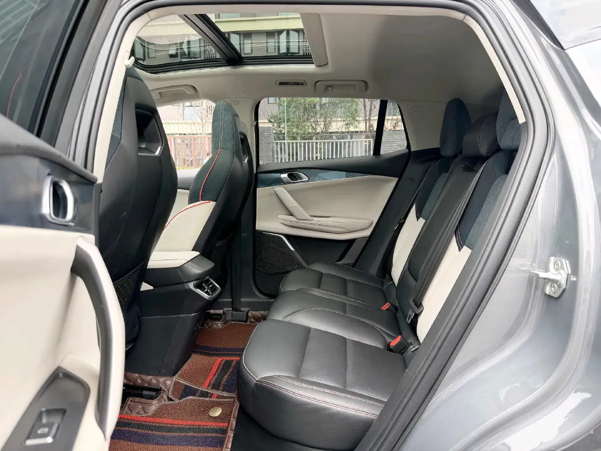 2020 LYNK&CO 06 1.5T 177HP L3 7DCT,autocango,china used car exporter,china ev exporter,chinese used car exporter,chinese used ev exporter