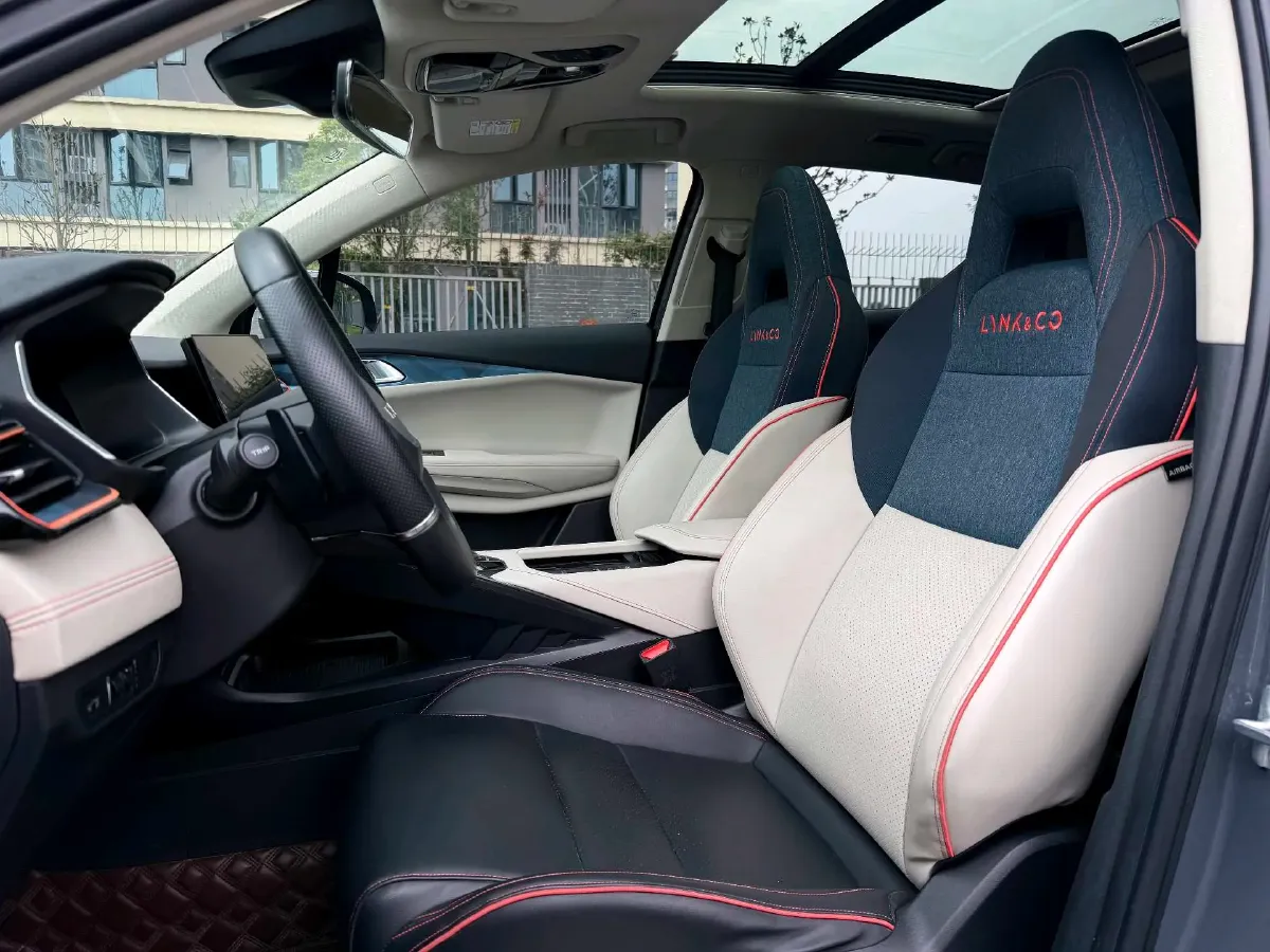 2020 LYNK&CO 06 1.5T 177HP L3 7DCT,autocango,china used car exporter,china ev exporter,chinese used car exporter,chinese used ev exporter