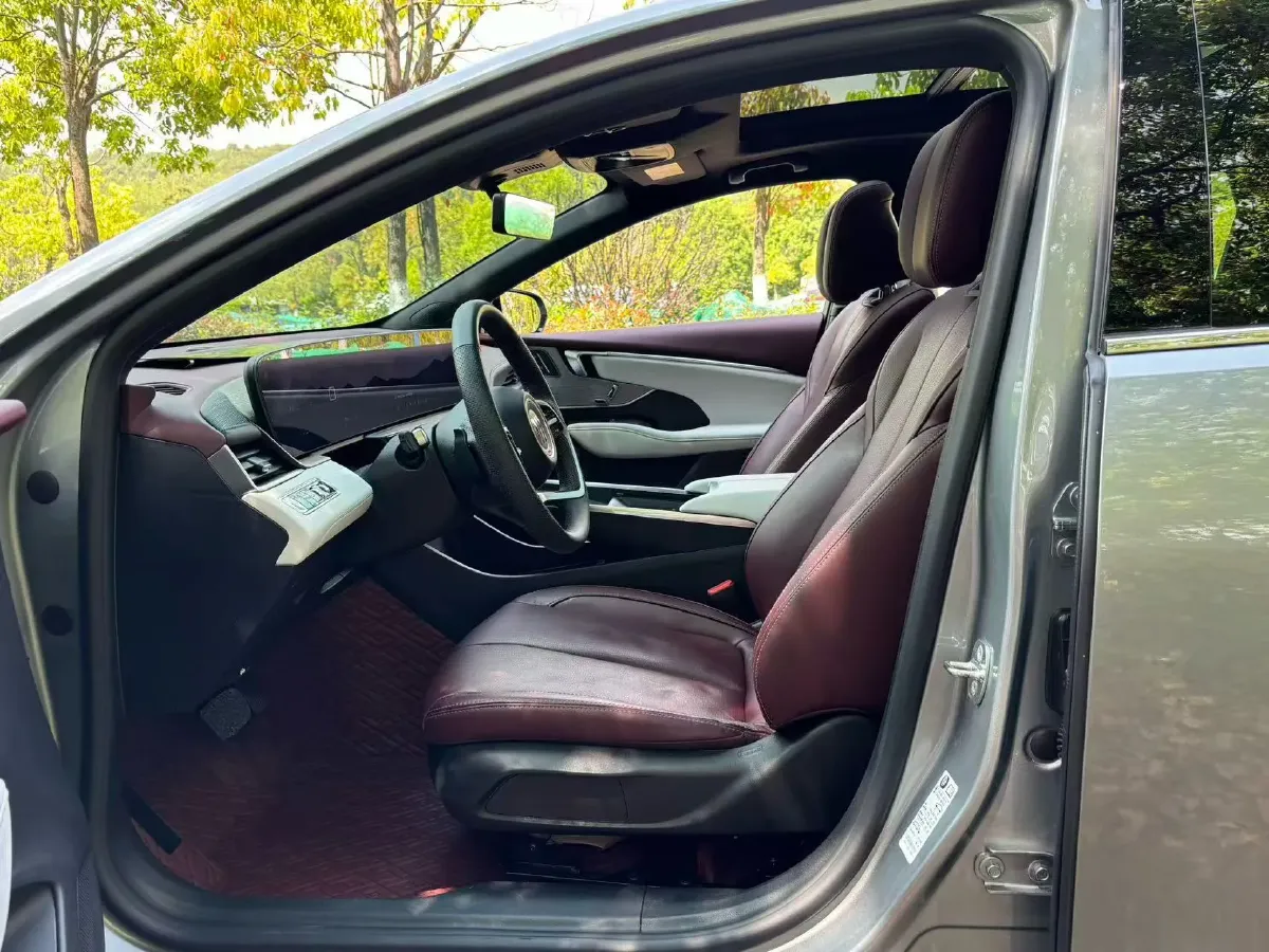 2023 Buick Larcosse 2.0T 237HP L4 9AT,autocango,china used car exporter,china ev exporter,chinese used car exporter,chinese used ev exporter