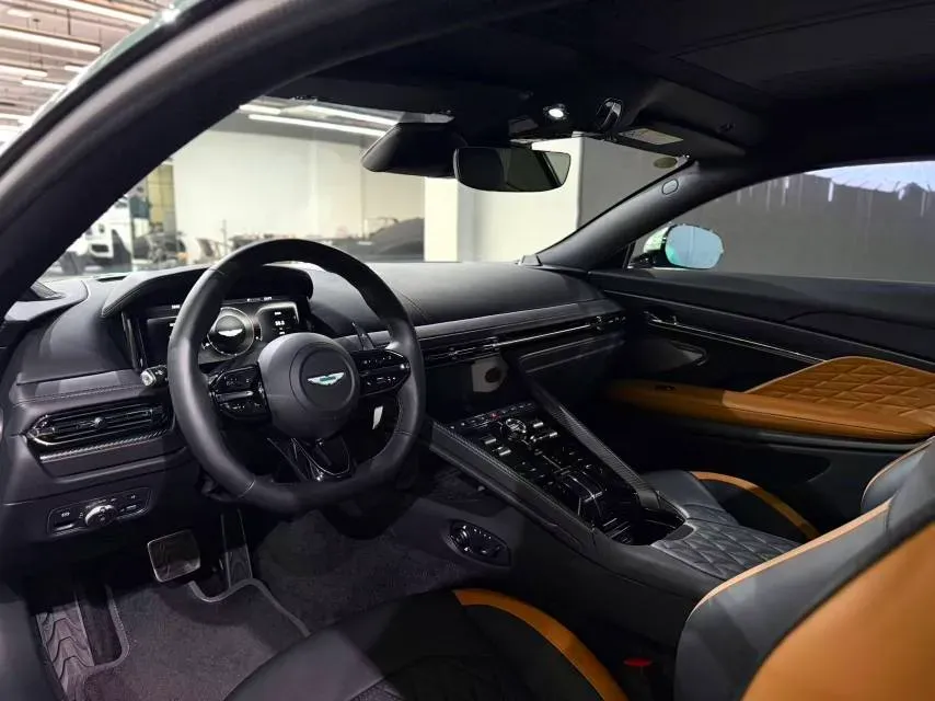 2025 Aston Martin DB12 4.0T 680HP V8 8AT,autocango,china used car exporter,china ev exporter,chinese used car exporter,chinese used ev exporter