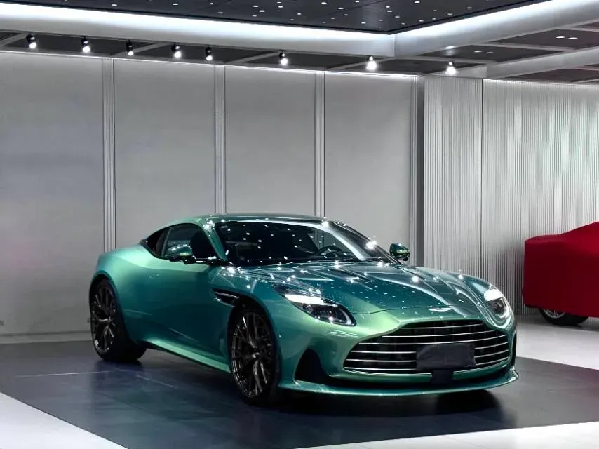 2025 Aston Martin DB12 4.0T 680HP V8 8AT,autocango,china used car exporter,china ev exporter,chinese used car exporter,chinese used ev exporter
