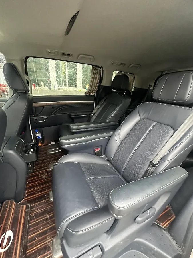 2021 GAC Trumpchi M8 2.0T 252HP L4 8AT,autocango,china used car exporter,china ev exporter,chinese used car exporter,chinese used ev exporter