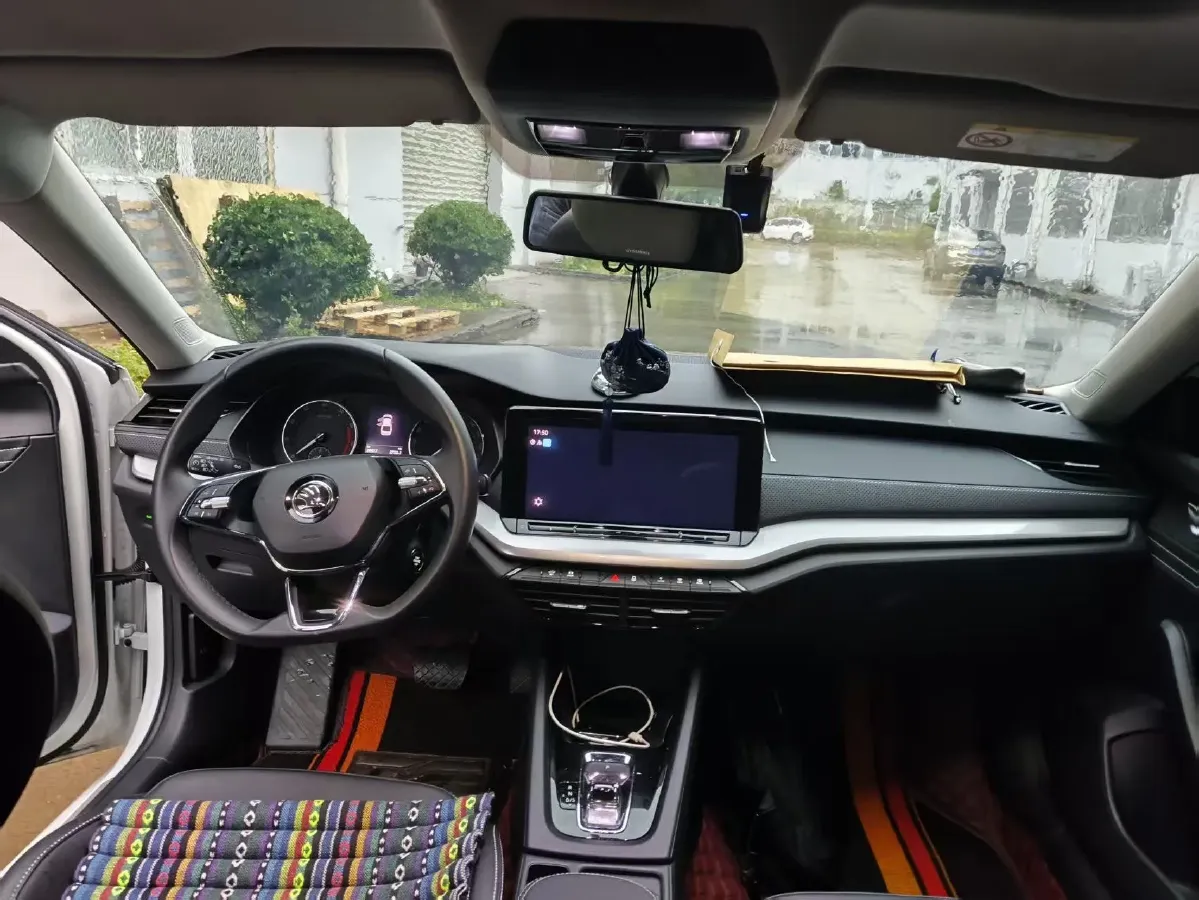 2023 Skoda Octavia 1.4T 150HP L4 7DCT,autocango,china used car exporter,china ev exporter,chinese used car exporter,chinese used ev exporter