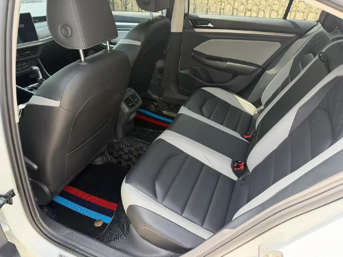 2023 Volkswagen Bora 1.5T 160HP L4 7DCT,autocango,china used car exporter,china ev exporter,chinese used car exporter,chinese used ev exporter