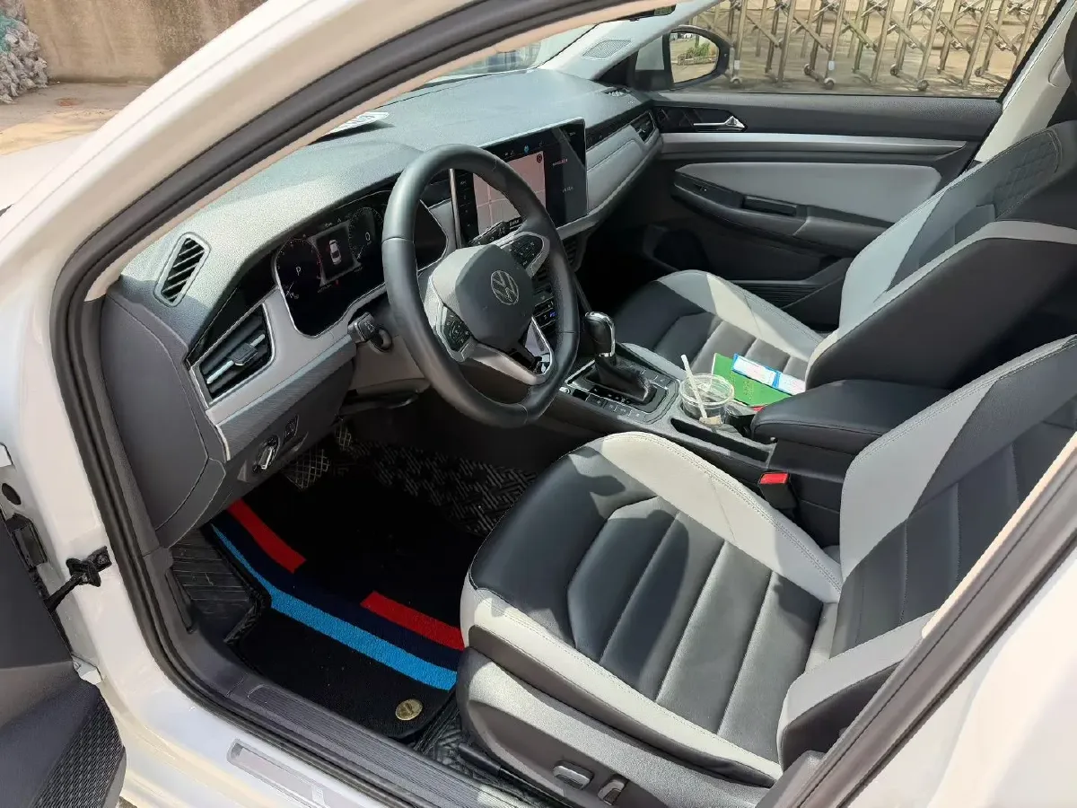 2023 Volkswagen Bora 1.5T 160HP L4 7DCT,autocango,china used car exporter,china ev exporter,chinese used car exporter,chinese used ev exporter