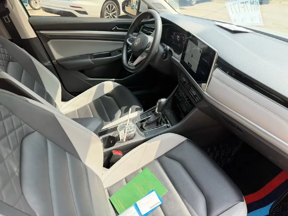 2023 Volkswagen Bora 1.5T 160HP L4 7DCT,autocango,china used car exporter,china ev exporter,chinese used car exporter,chinese used ev exporter