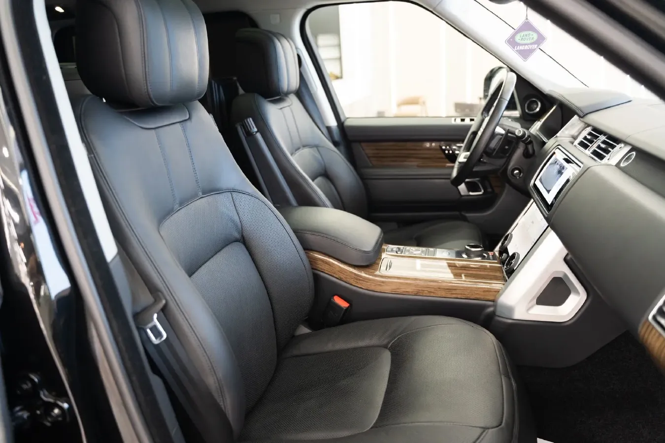 2019 Land Rover Range Rover 3.0T 381HP V6 8AT,autocango,china used car exporter,china ev exporter,chinese used car exporter,chinese used ev exporter