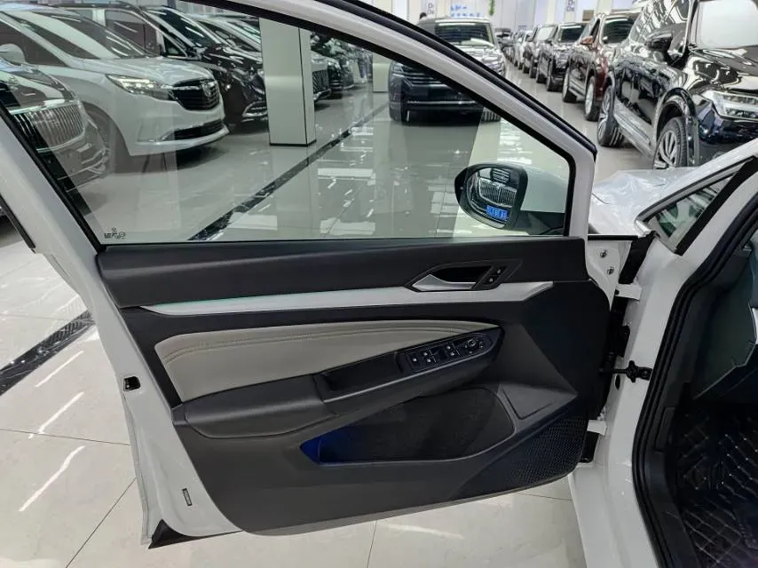 2021 Volkswagen Golf 1.4T 150HP L4 7DCT,autocango,china used car exporter,china ev exporter,chinese used car exporter,chinese used ev exporter