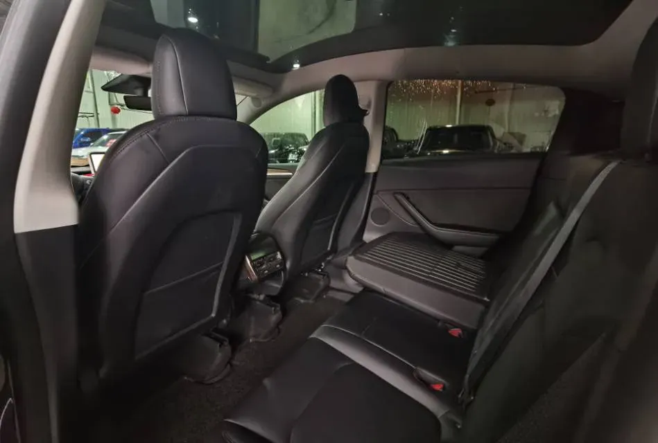 2021 Tesla Model Y BEV 60KWH,autocango,china used car exporter,china ev exporter,chinese used car exporter,chinese used ev exporter