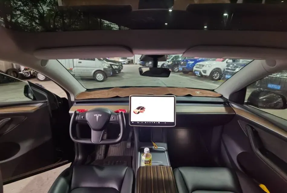 2021 Tesla Model Y BEV 60KWH,autocango,china used car exporter,china ev exporter,chinese used car exporter,chinese used ev exporter