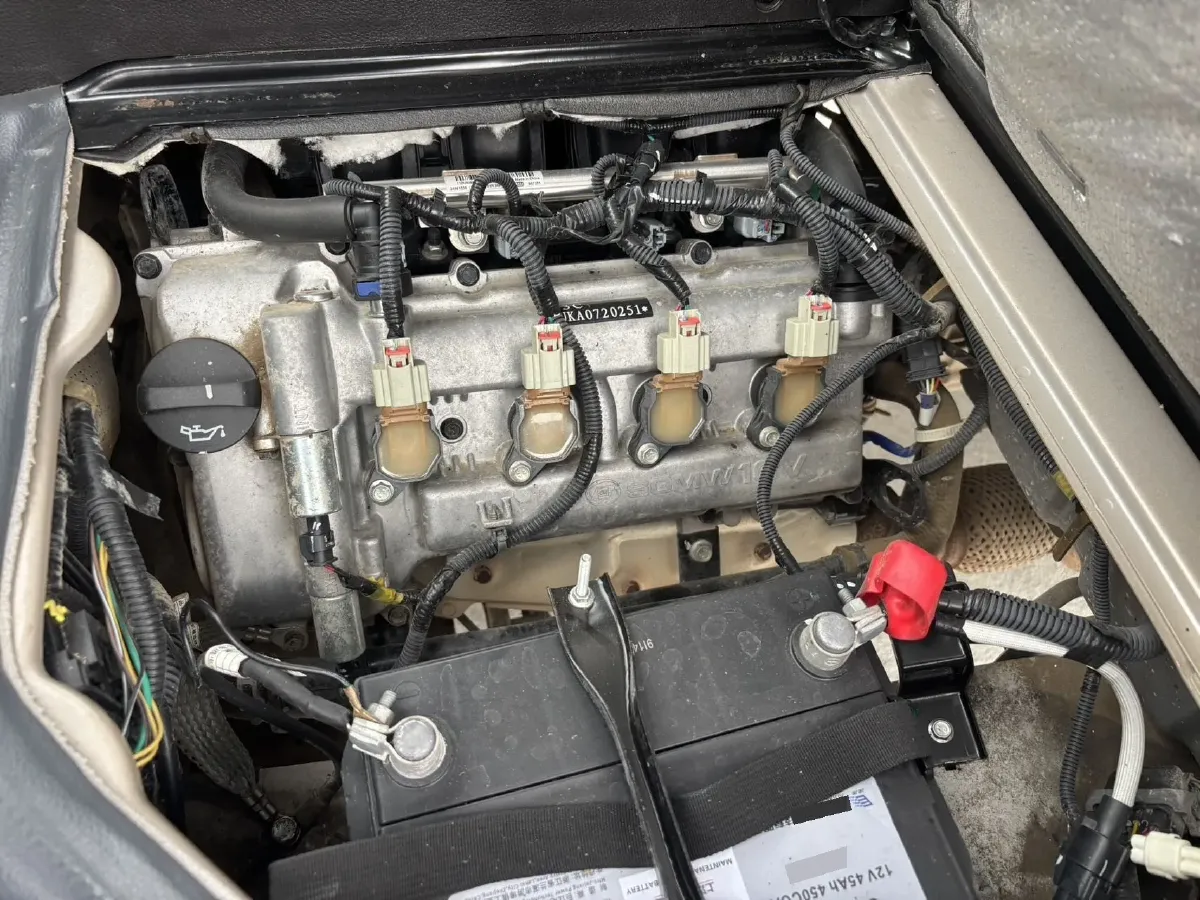 2019 WuLing RongGuang 1.5L 107HP L4 5MT,autocango,china used car exporter,china ev exporter,chinese used car exporter,chinese used ev exporter