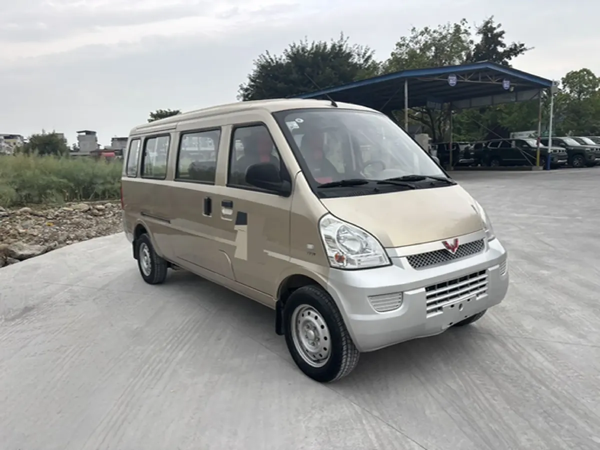 2019 WuLing RongGuang 1.5L 107HP L4 5MT,autocango,china used car exporter,china ev exporter,chinese used car exporter,chinese used ev exporter
