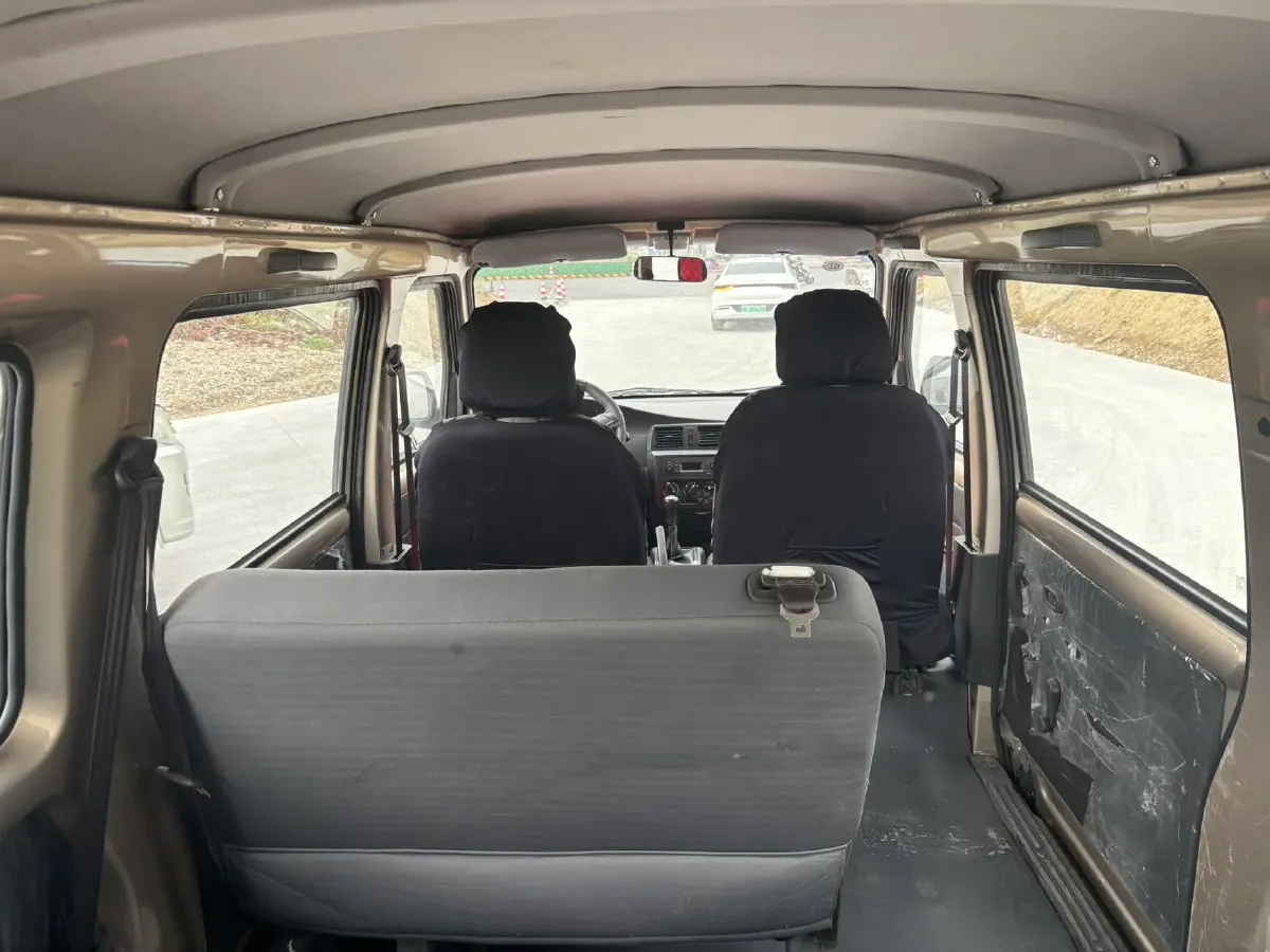 2019 WuLing RongGuang 1.5L 107HP L4 5MT,autocango,china used car exporter,china ev exporter,chinese used car exporter,chinese used ev exporter