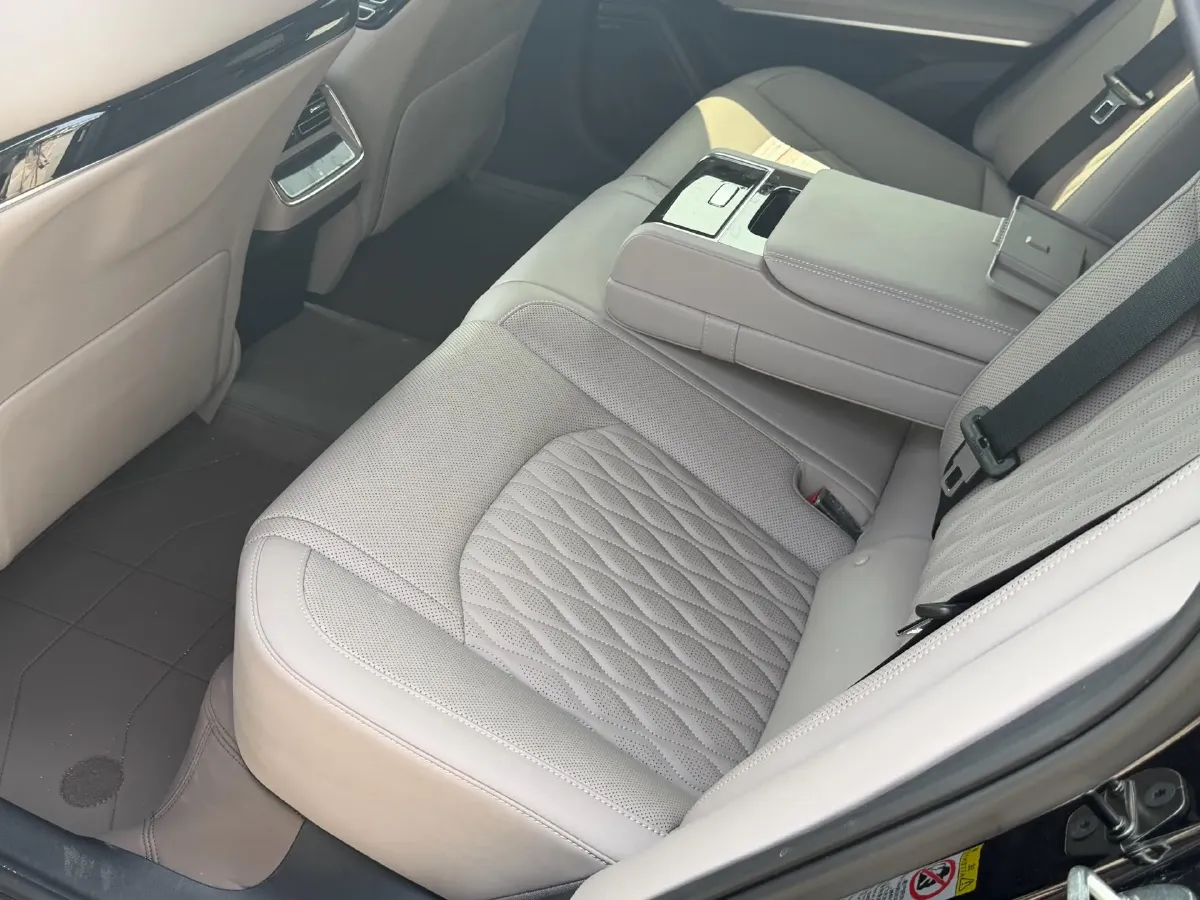 2025 BYD Han 1.5T 156HP L4 E-CVT PHEV,autocango,china used car exporter,china ev exporter,chinese used car exporter,chinese used ev exporter