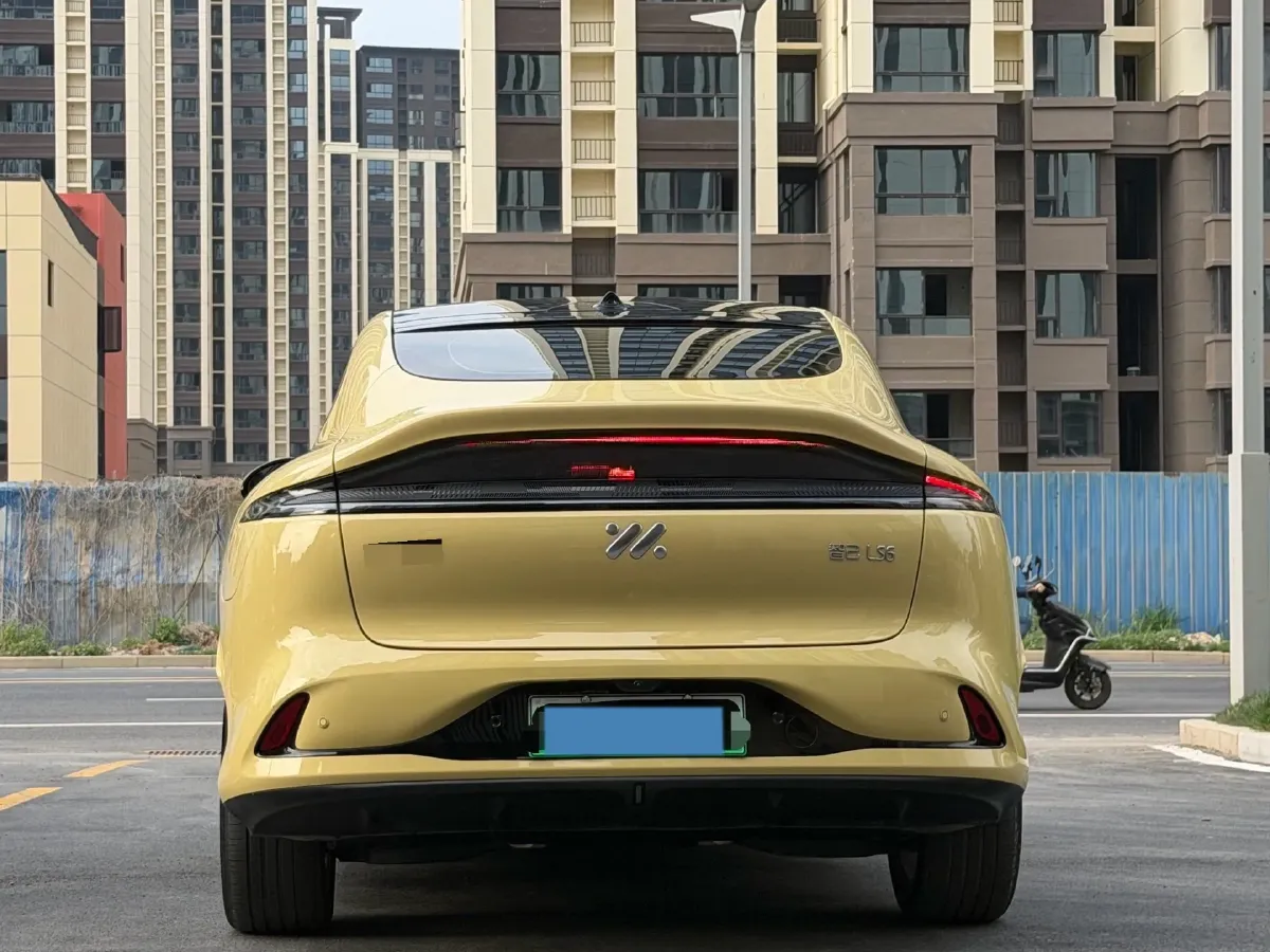 2025 IM LS6 BEV 75KWH,autocango,china used car exporter,china ev exporter,chinese used car exporter,chinese used ev exporter