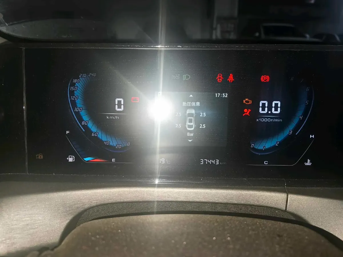 2021 ChangAn Eado 1.4T 160HP L4 7DCT,autocango,china used car exporter,china ev exporter,chinese used car exporter,chinese used ev exporter