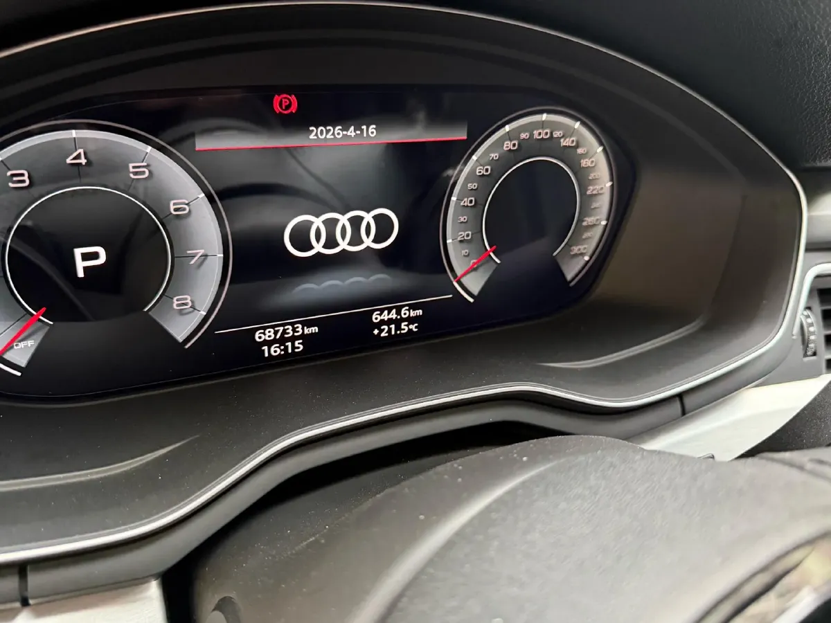 2020 Audi A4L 2.0T 190HP L4 7DCT,autocango,china used car exporter,china ev exporter,chinese used car exporter,chinese used ev exporter